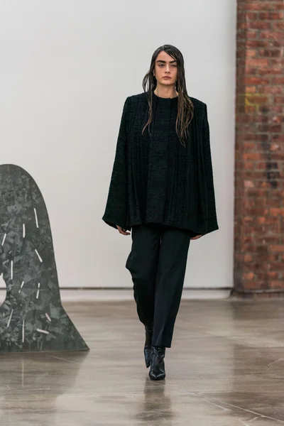 Look 34
